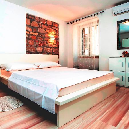 Augusta Apartment Rovinj Bagian luar foto