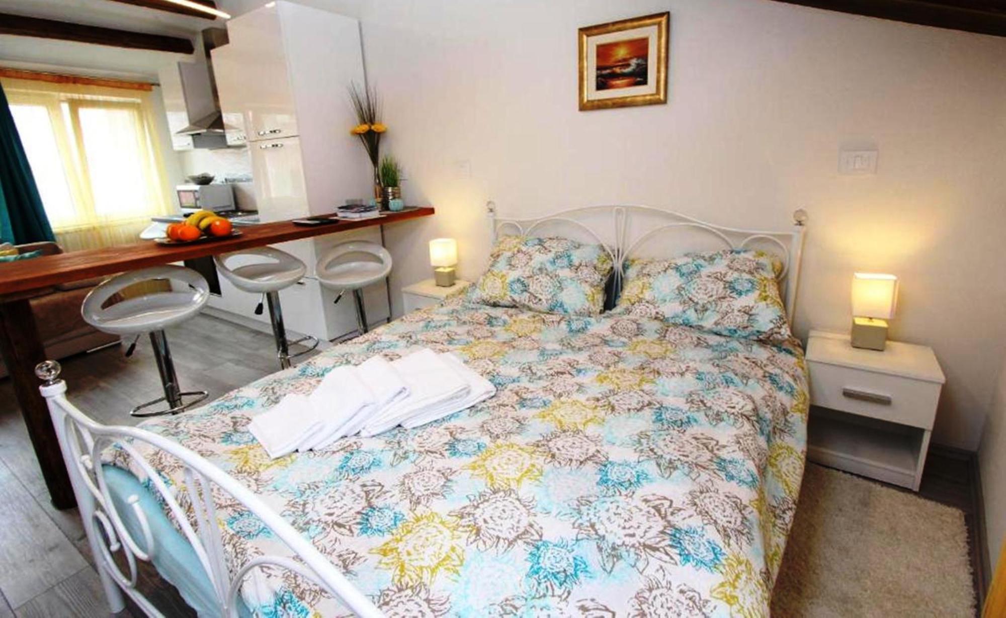 Augusta Apartment Rovinj Bagian luar foto